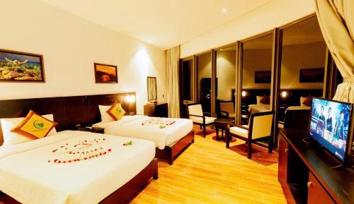 Deluxe Double or Twin Room with Sea View
