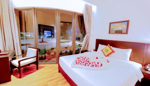 Deluxe Double or Twin Room with Garden View
