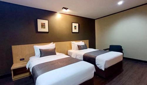 Deluxe Twin Room