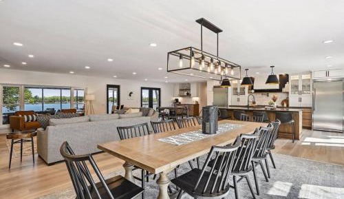 Seven-Bedroom House