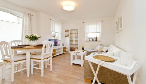 One-Bedroom Apartment with Terrace