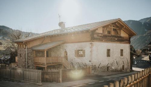 Seven-Bedroom House