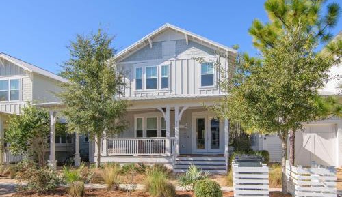 Five-Bedroom Holiday Home