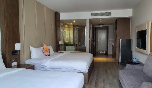 Deluxe Family Suite