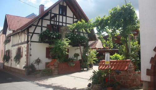 One-Bedroom Holiday Home