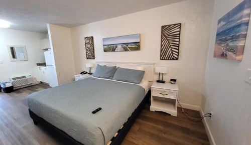 Oceanfront Room with One King Bed