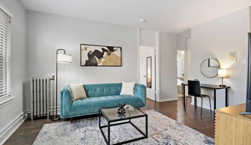 One-Bedroom Apartment
