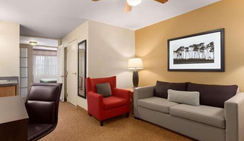 King Suite with Sofa Bed - Non-Smoking