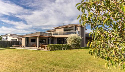 Six-Bedroom House