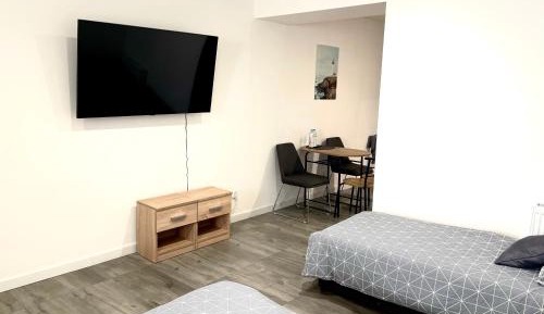 Studio Apartment