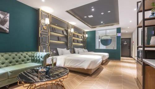 Superior Twin Room