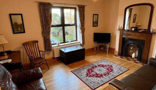 Ground Floor Apartment with Sea View