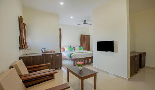 Deluxe Room with Balcony