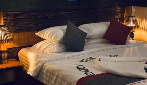 Double or Twin Room with Private Bathroom