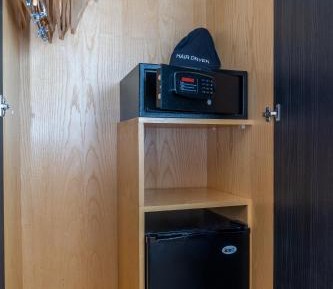 Twin Room with Private Bathroom