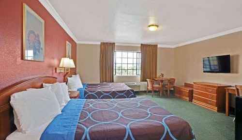 Queen Room with Two Queen Beds - Non-Smoking
