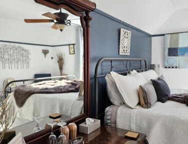 Deluxe King Suite