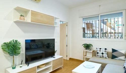 Superior One-Bedroom Apartment