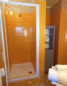 Quadruple Room with Private Bathroom