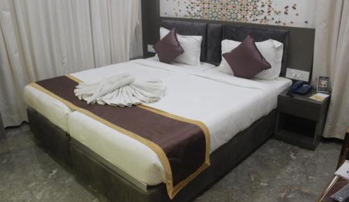 Queen Room