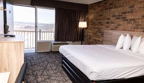 King Room - Non-Smoking