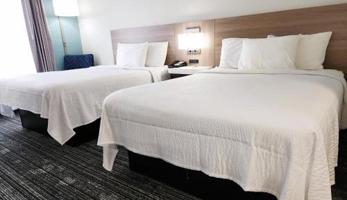 Queen Room with Two Queen Beds - Non-Smoking
