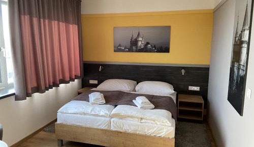 Standard Double Suite
