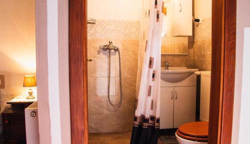 Double or Twin Room with Private Bathroom