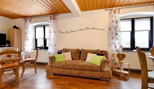 Superior One-Bedroom Apartment