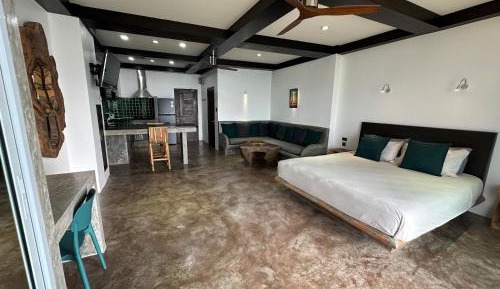 Studio Apartment with Sea View