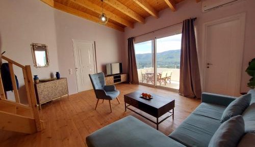 Junior Suite with Mountain View