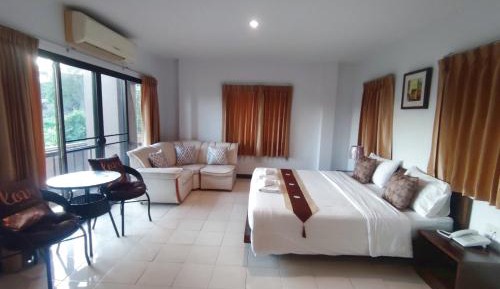 Superior King Room