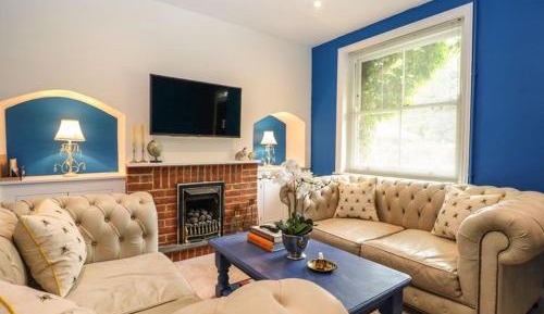 One-Bedroom House