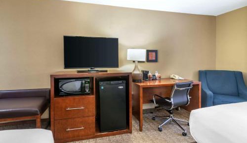 Queen Room with Two Queen Beds - Non-Smoking