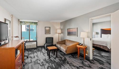 Queen Suite