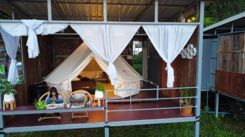 Tent
