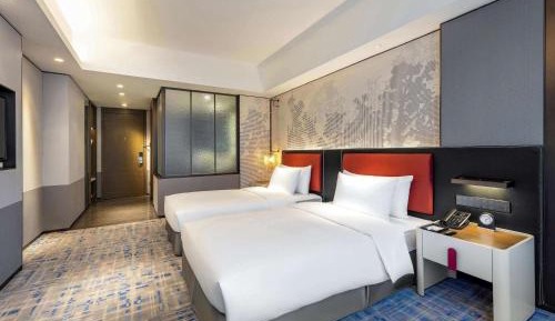 Premier Twin Room