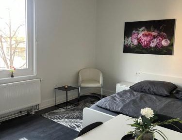 Apartment With Shared Bathroom