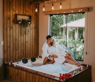 Deluxe Suite with Spa Bath