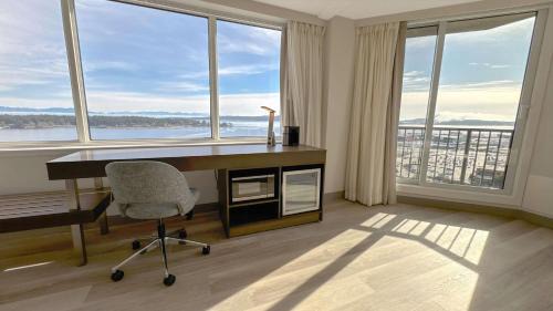 Coast Premium King with Ocean View