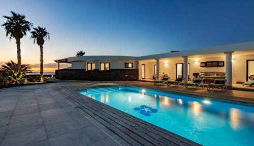 Villa with Private Pool