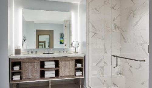 King Room with Balcony