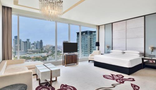 Junior King Suite with Ocean View - Club Lounge Access with 15% spa discount per room + 15% F&B discount per room + Early check in and Late Checkout subject to availability