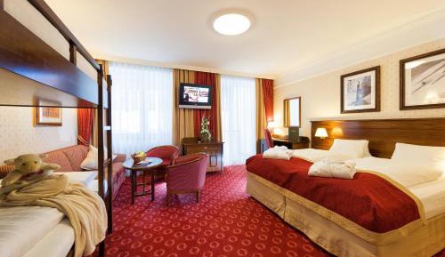 Standard Family Room (2 Adults + 2 Children)