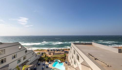 Three-Bedroom Apartment - Oceanfront