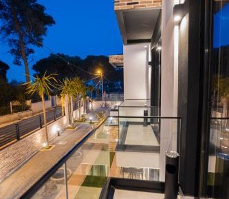 Luxury Triple Room