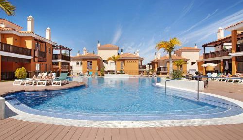 Superior One-Bedroom Apartment