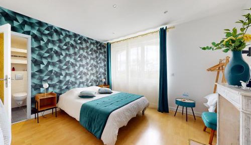 Double Room with Private Bathroom