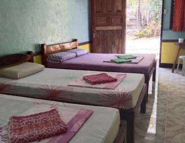 Economy Quadruple Room