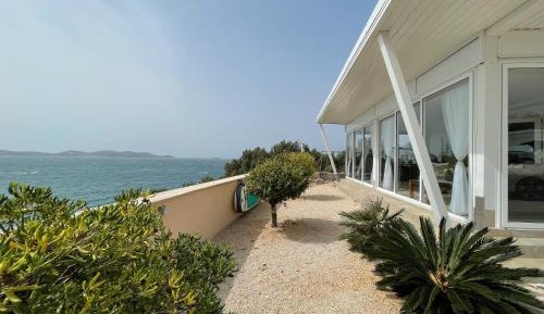 Villa with Sea View